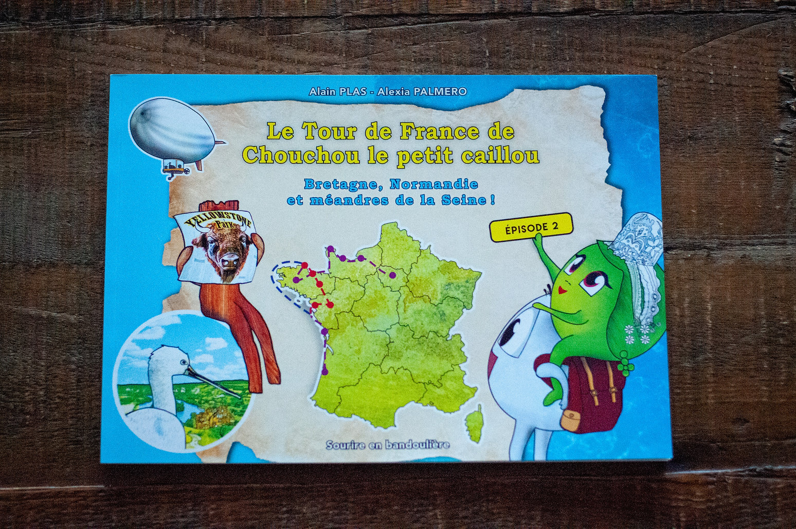 french-children-book-chouchou-le-petit-caillou