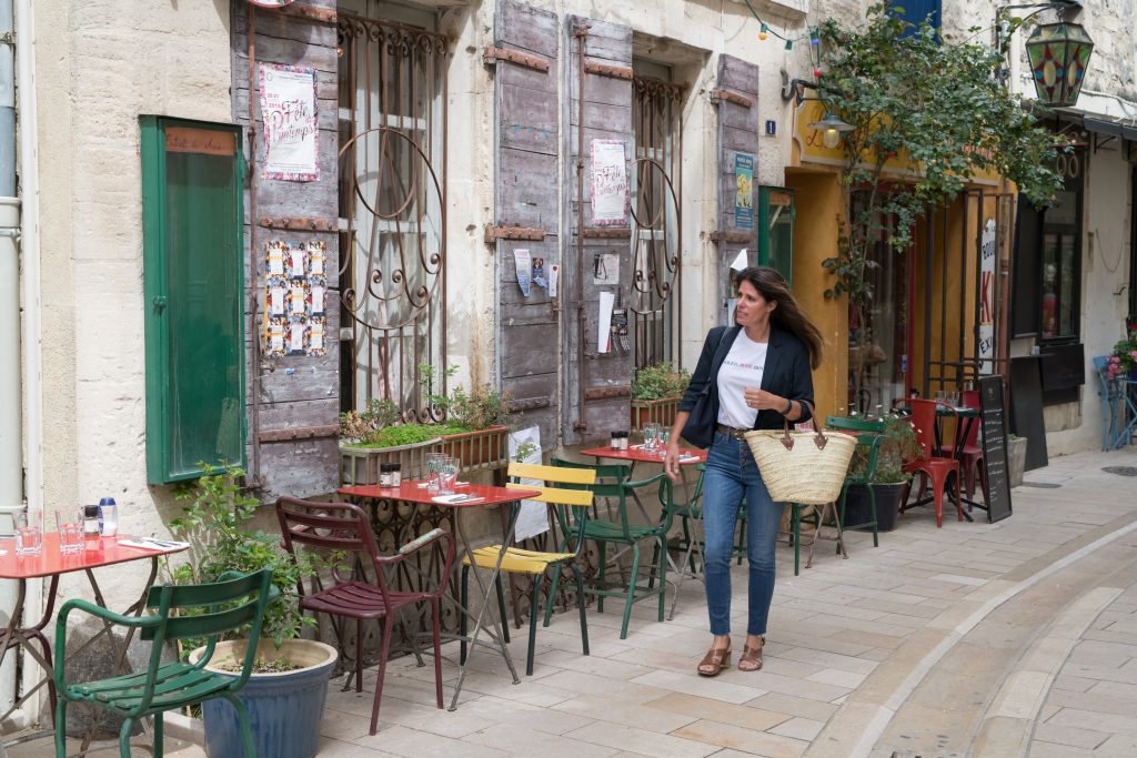 Flaner:  Provence Travel Guide 