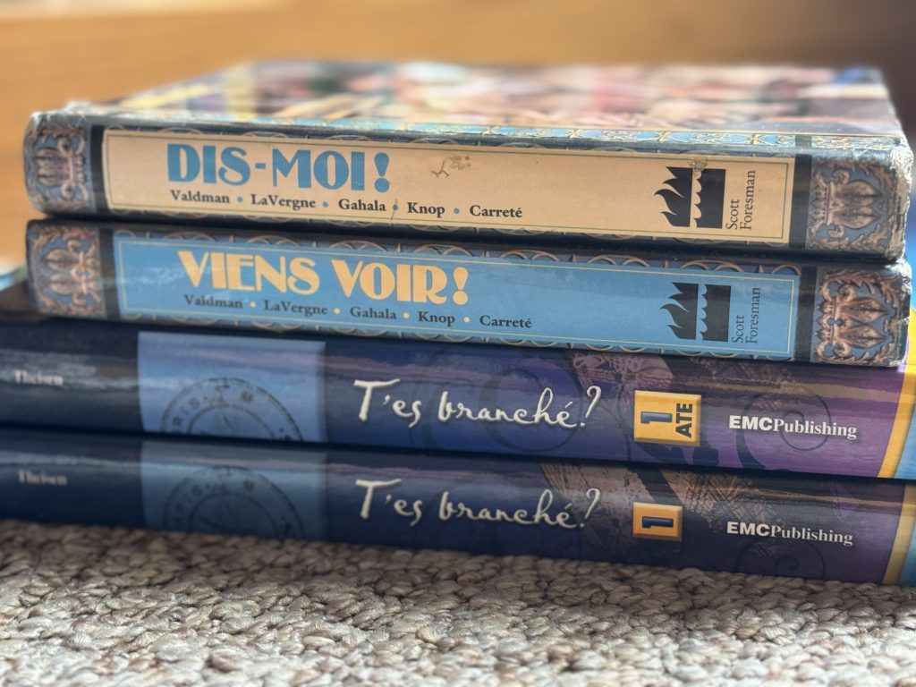 Learn French with grammar books